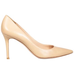 Gianvito Rossi Beige Leather Pumps Size IT 41