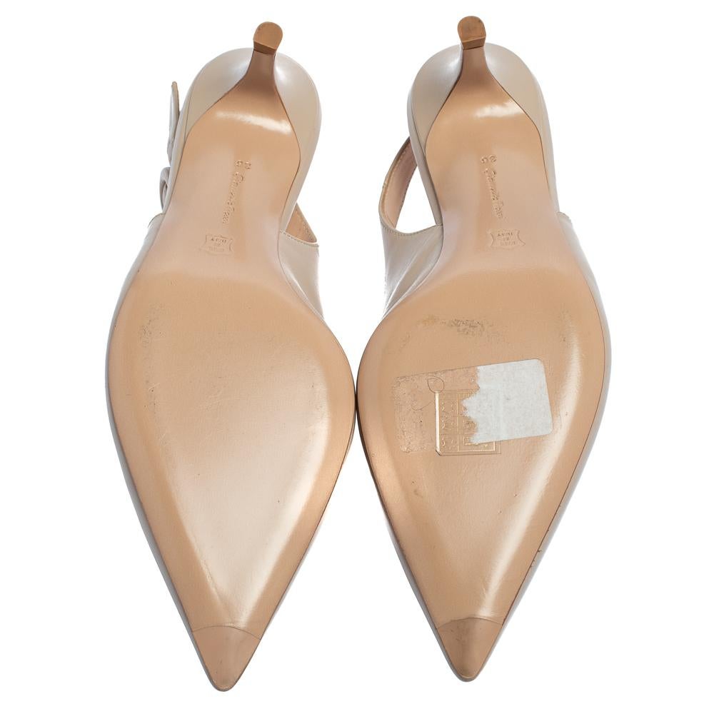 Women's Gianvito Rossi Beige Leather Slingback Pointed Toe Pumps Size 36