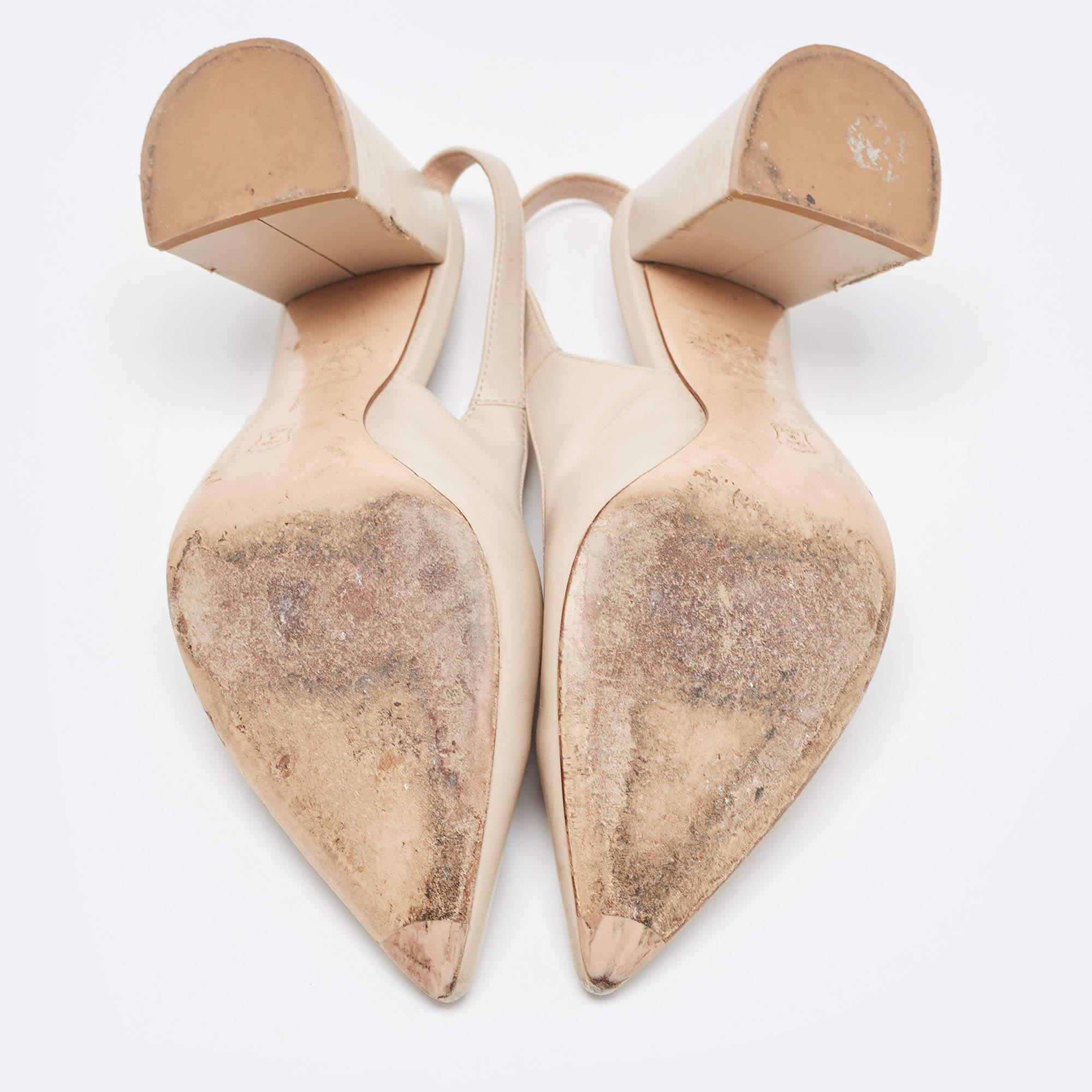 Gianvito Rossi Beige Leather Slingback Pumps Size 36.5 For Sale 2