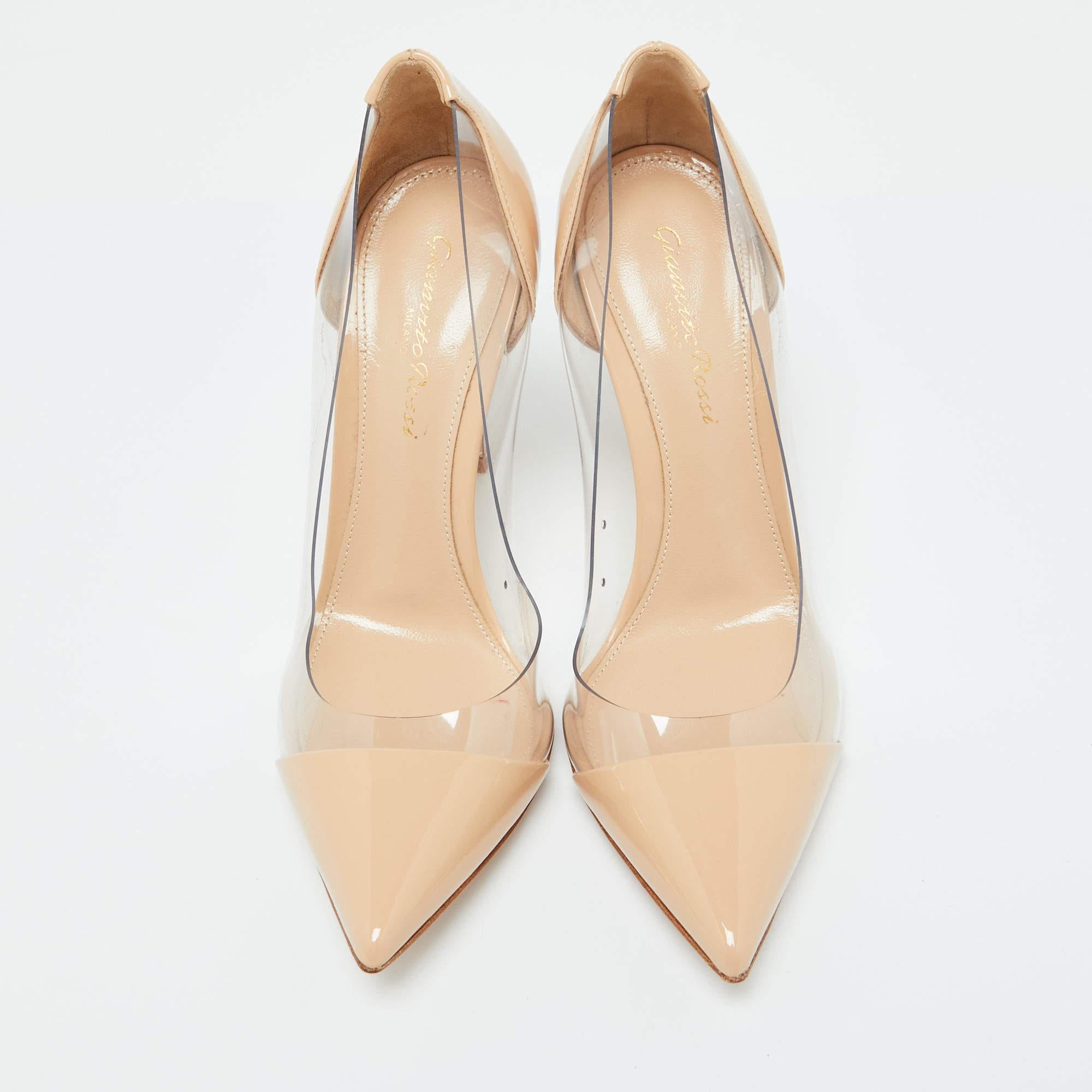 Gianvito Rossi Beige Patent Leather and PVC Plexi Pumps Size 36 In Excellent Condition For Sale In Dubai, Al Qouz 2