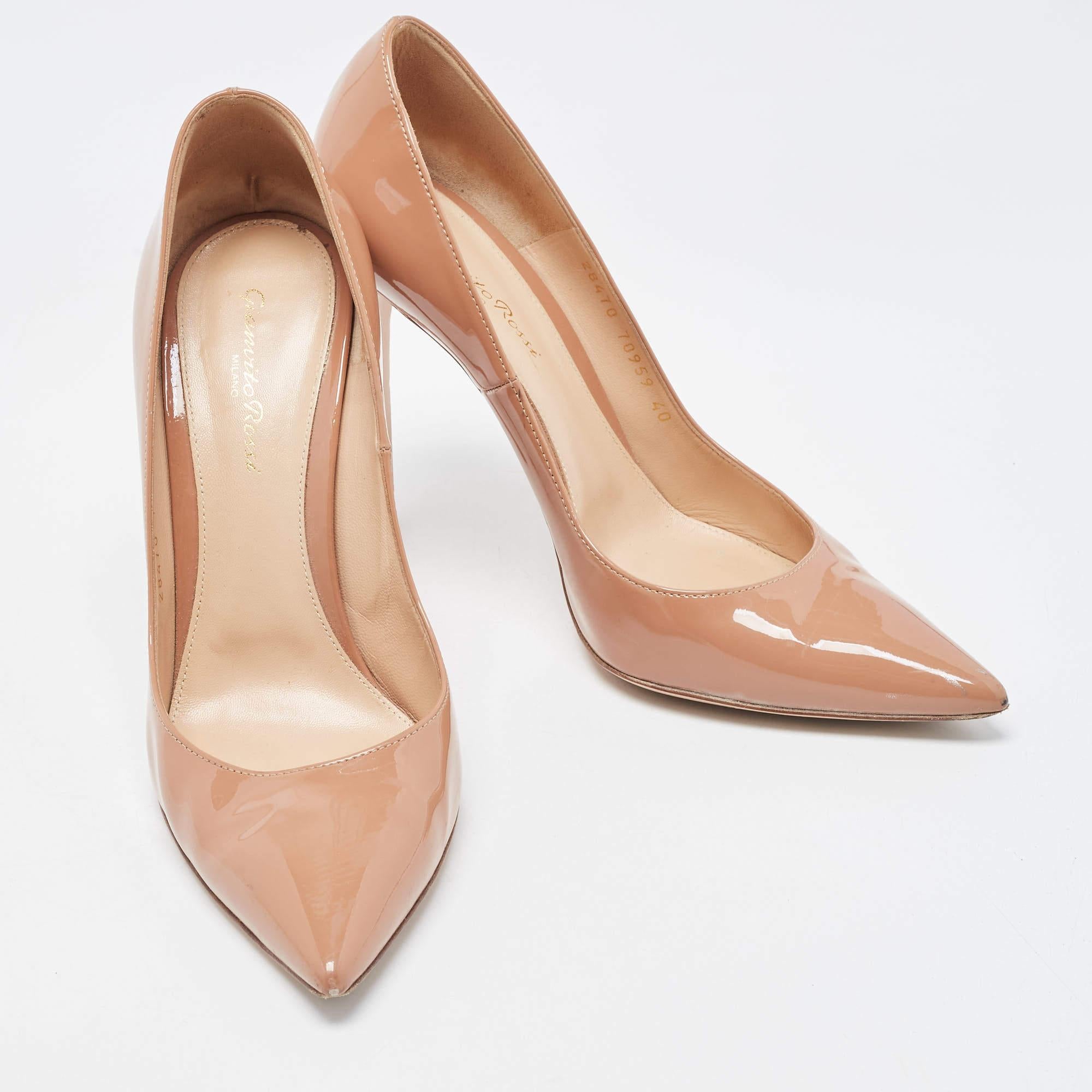 Gianvito Rossi Beige Patent Pointed Toe Pumps Size 40 For Sale 1