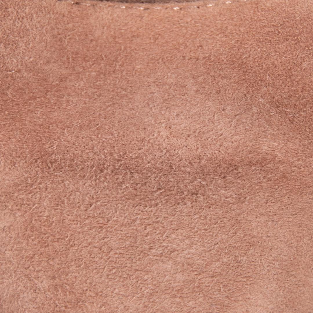 Gianvito Rossi - Escarpins D'Orsay pointus en daim beige, taille IT 39,5 Pour femmes en vente