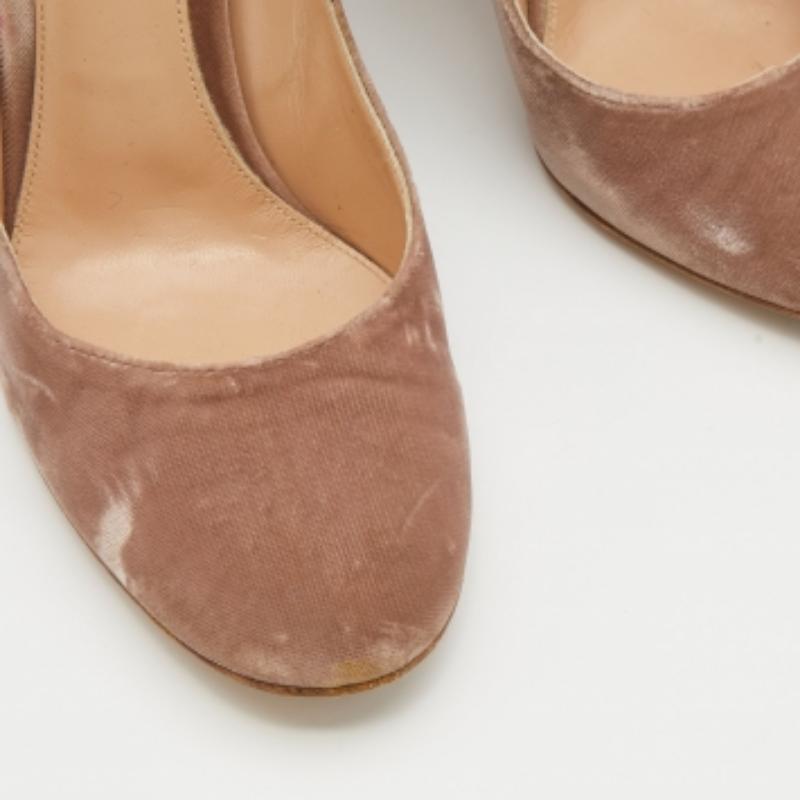 Gianvito Rossi escarpins à talons blocs en velours beige taille 39 Pour femmes 