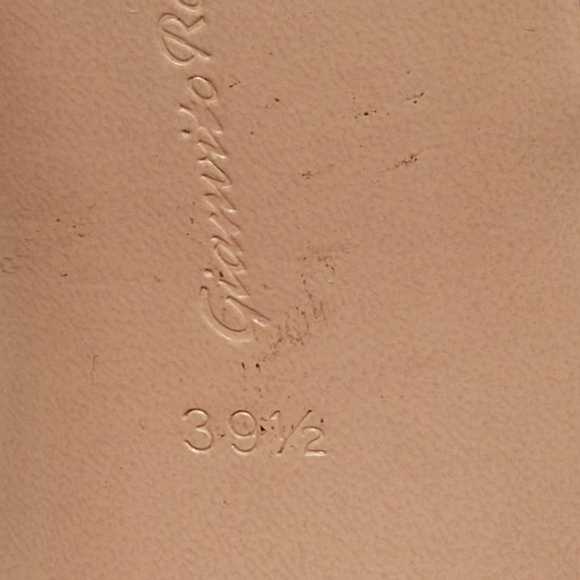 Gianvito Rossi Beige Vian Plateau Pumps Größe 39,5 im Angebot 4