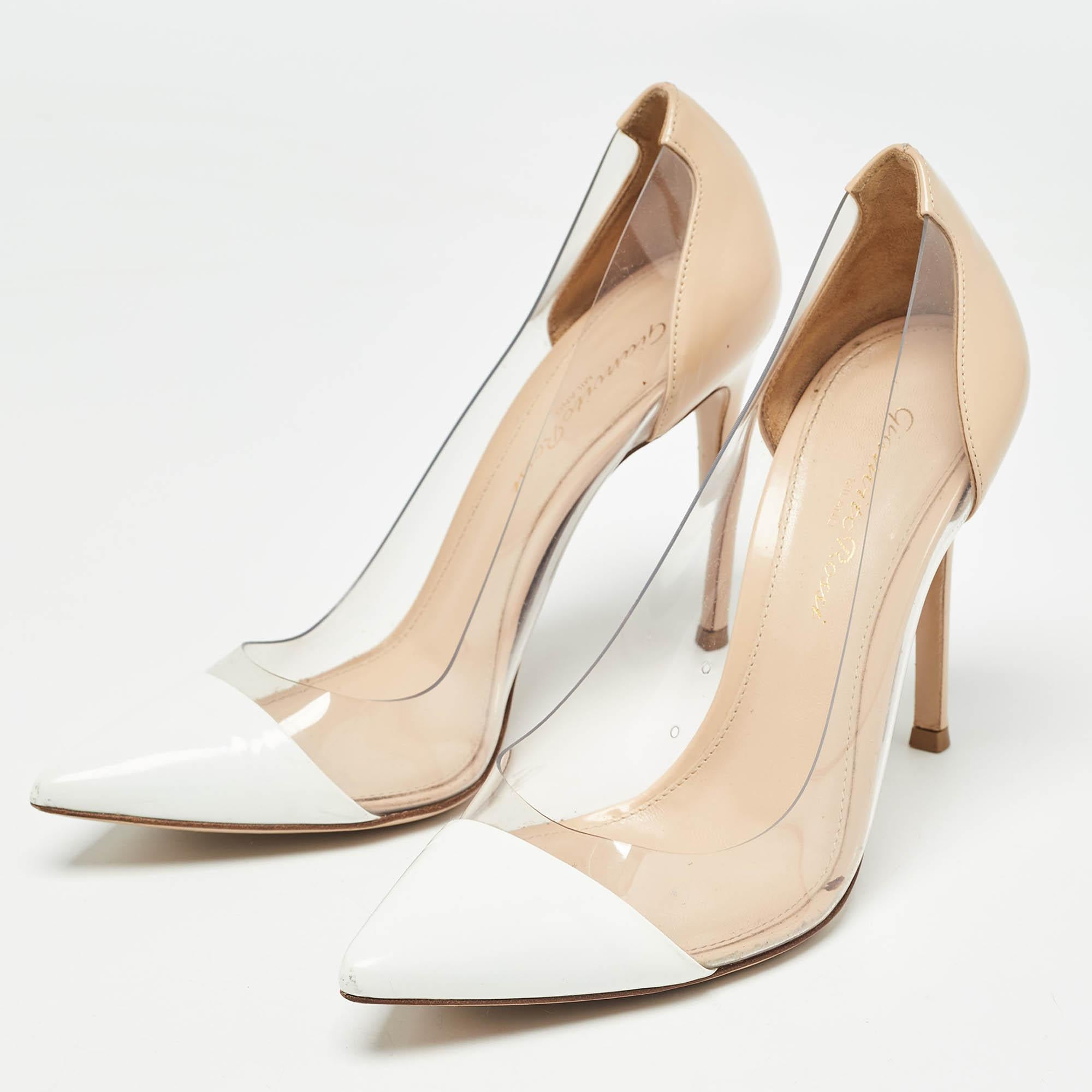 Haz una declaración de estilo chic con estos zapatos de salón de diseño. Presentan tacones resistentes y suelas duraderas perfectas para tus salidas a la moda
