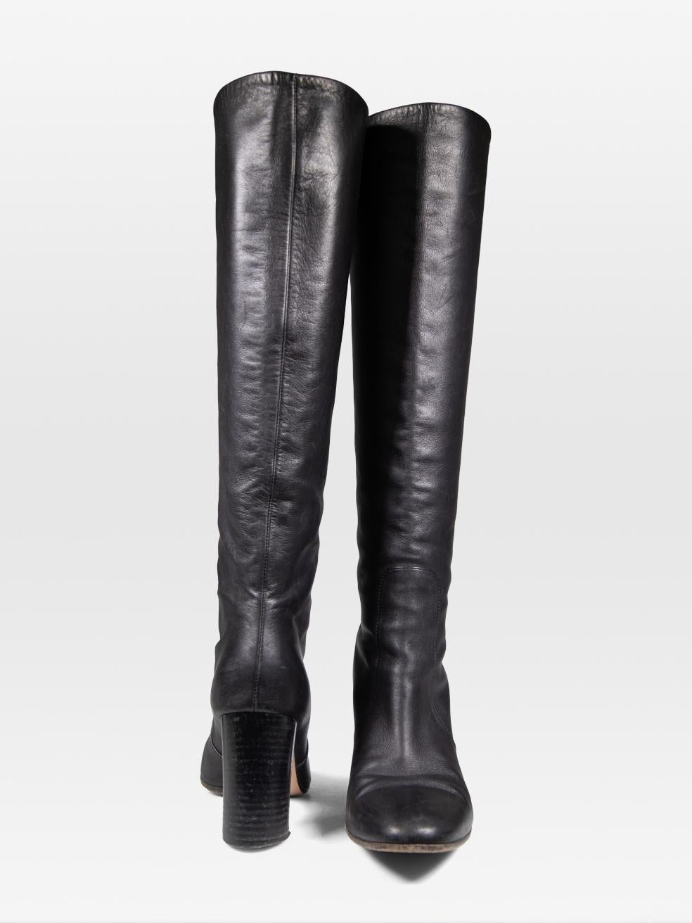 Violet Gianvito Rossi Bottes en cuir à talon bloc noir Taille IT 37.5 en vente