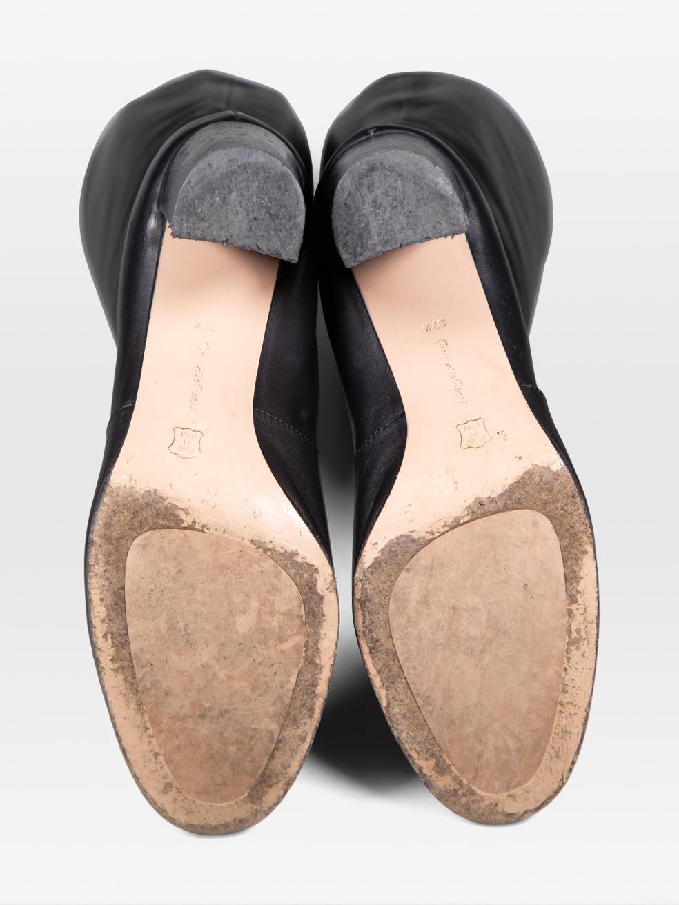 Gianvito Rossi Bottes en cuir à talon bloc noir Taille IT 37.5 Bon état - En vente à London, GB