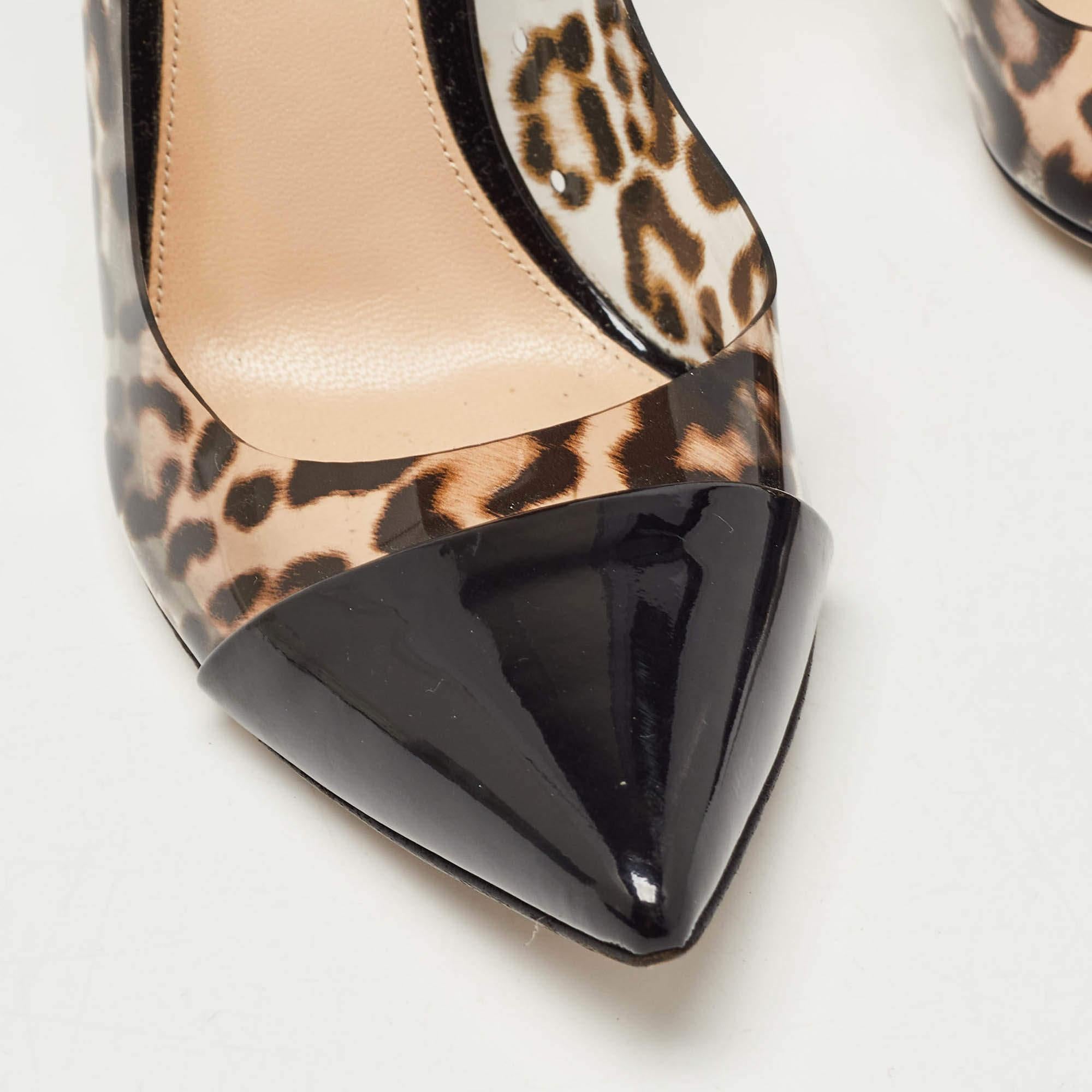 Gianvito Rossi Black/Brown Patent Leather and PVC PlexiPumps Size 38.5 For Sale 4