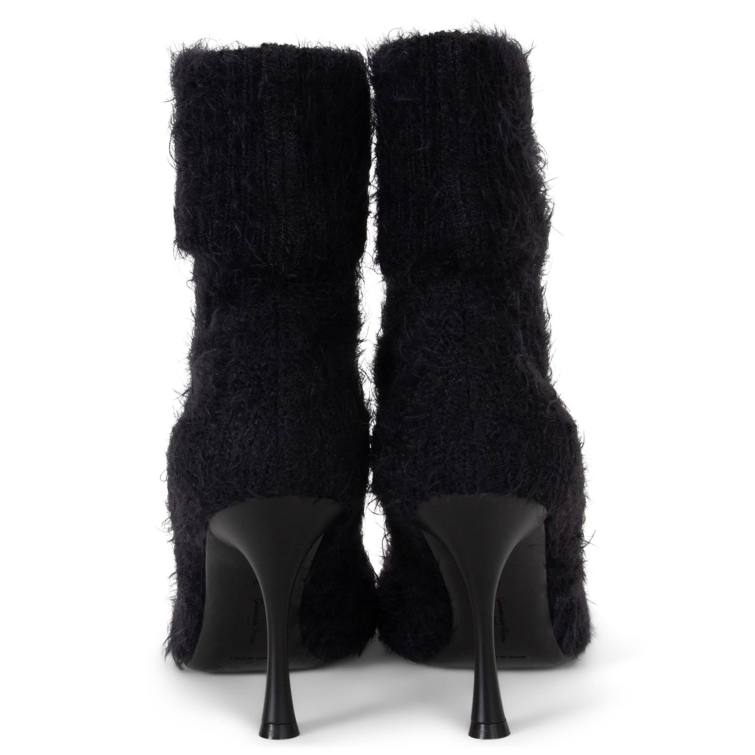 GIANVITO ROSSI black brushed rib-knit ASPEN 85 SOCK Ankle Boots Shoes 39 In Excellent Condition For Sale In Zürich, CH