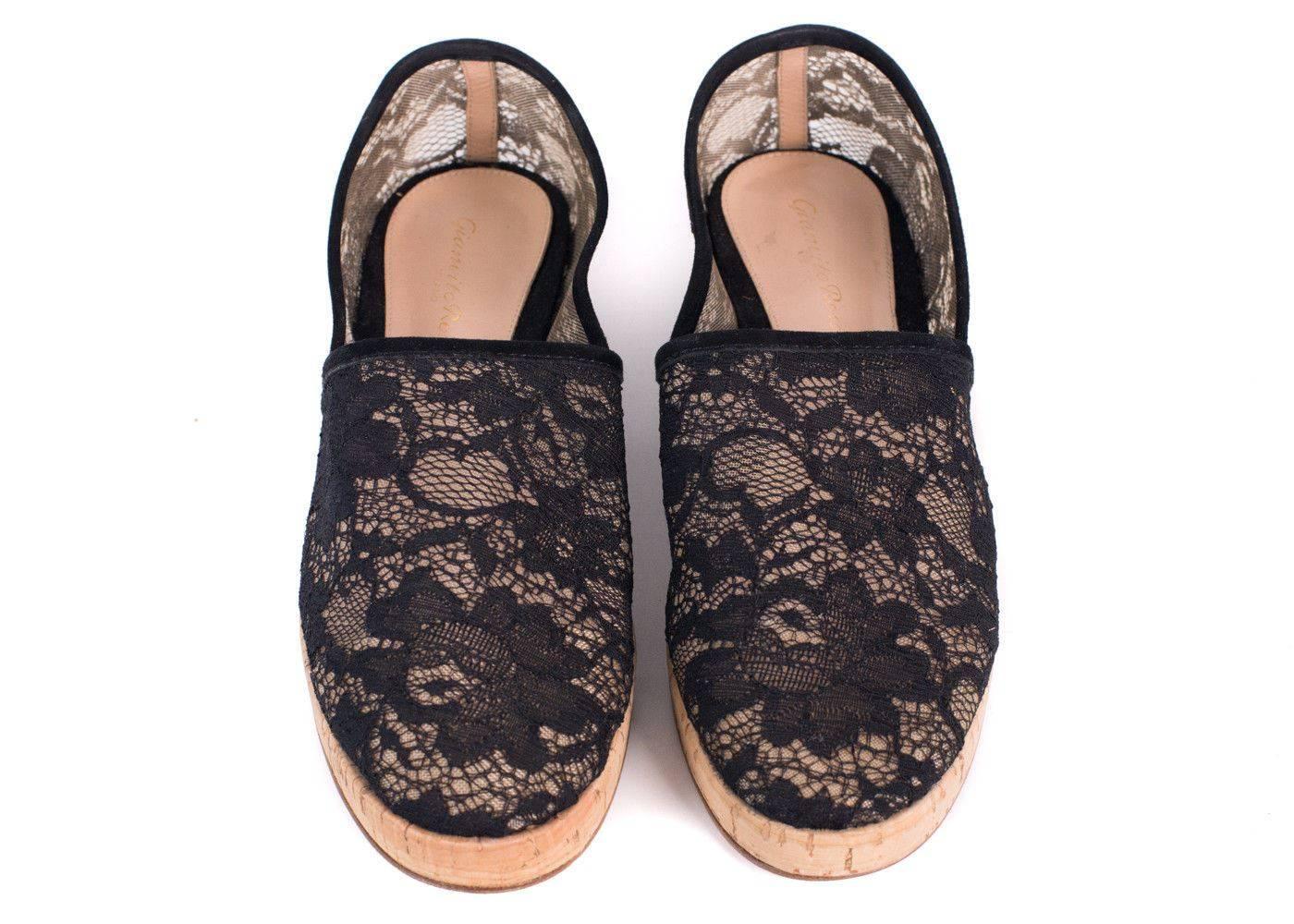 Brand New Gianvito Rossi Espadrille Flats
Retails In-Store & Online for $650
Size IT 37 / US 7

Remain artistically classic in your Gianvito Rossi Espadrille Flats. These shoes features an intricately laced floral design combined with a smooth cork