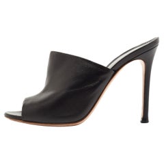 Gianvito Rossi - Mules Alise à bout ouvert en cuir noir, taille 34,5