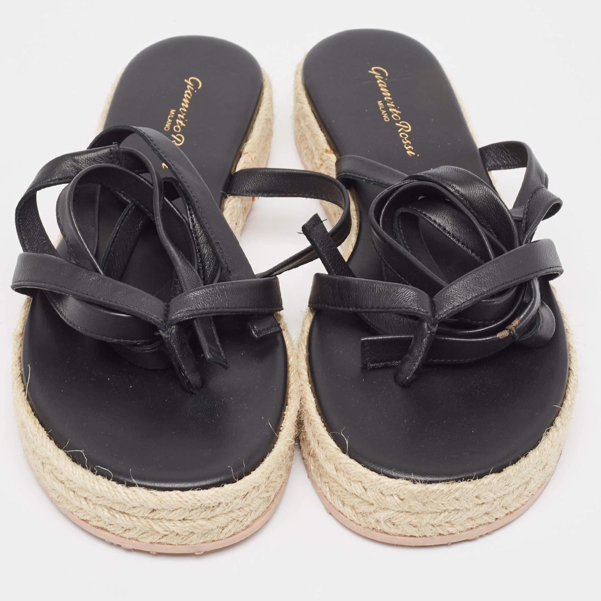 Gianvito Rossi Black Leather Ankle Tie Espadrille Sandals Size 38 In Good Condition For Sale In Dubai, Al Qouz 2