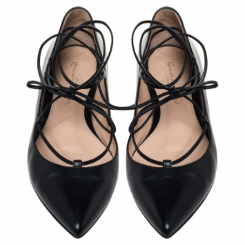 Women's Gianvito Rossi Black Leather Femi Ankle Wrap Pointed Toe Flats Size 35 For Sale