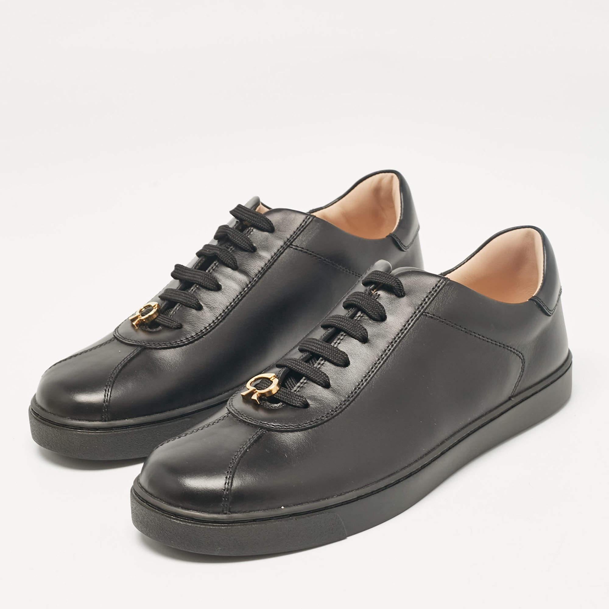 Coming in a classic silhouette these designer sneakers are a seamless combination of luxury comfort and style. These sneakers are designed with signature details and comfortable insoles.