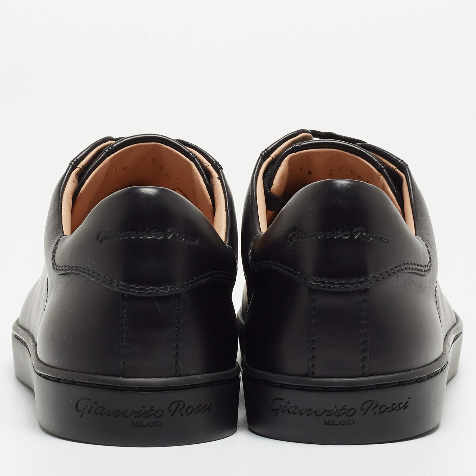 Gianvito Rossi Black Leather Low Top Sneakers Size 38.5 In Excellent Condition For Sale In Dubai, Al Qouz 2