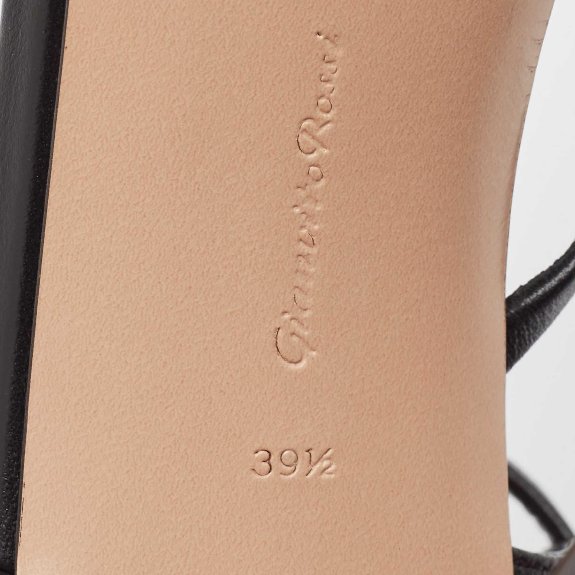 Gianvito Rossi Black Leather Manilla Sandals Size 39.5 For Sale 4