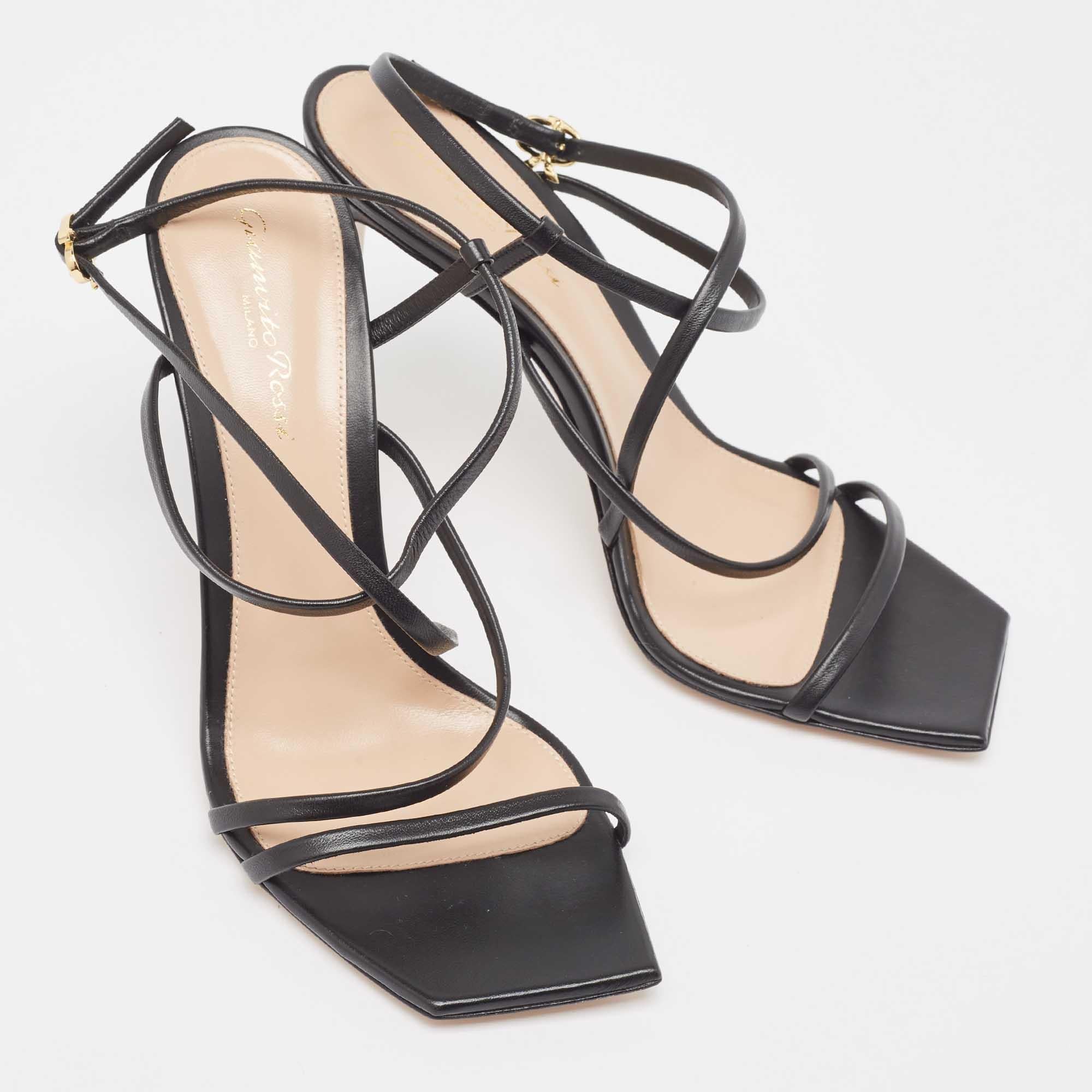 Gianvito Rossi Sandales Manille en cuir noir Taille 39.5 en vente 5