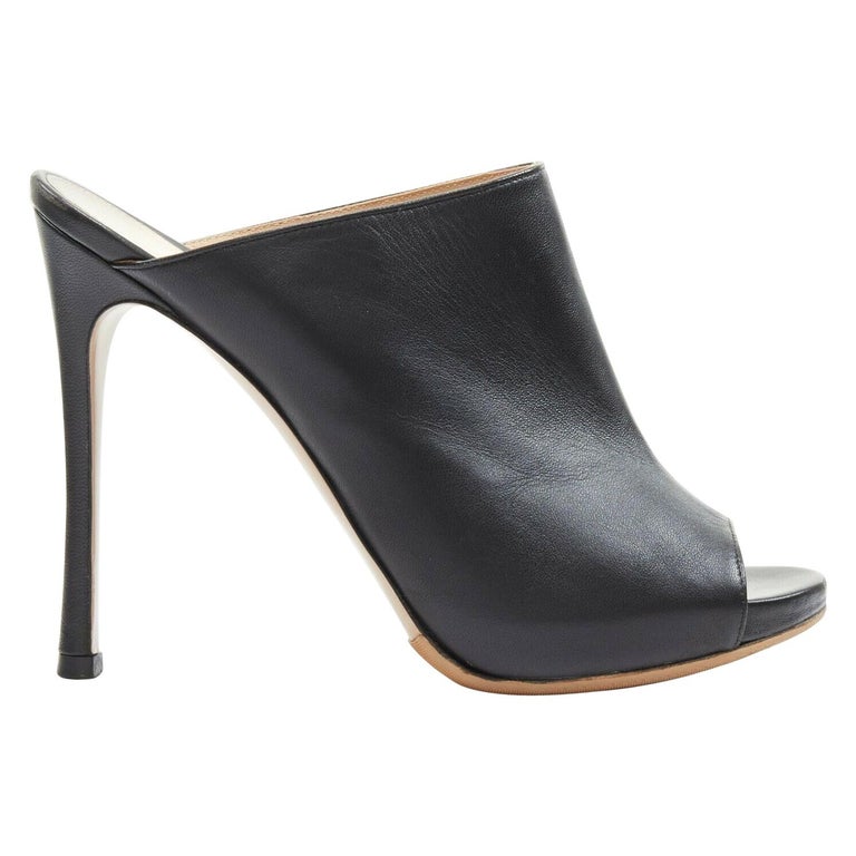 gianvito rossi mules black