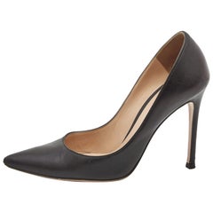 Gianvito Rossi Black Leather Pointed Toe Pumps Size 36