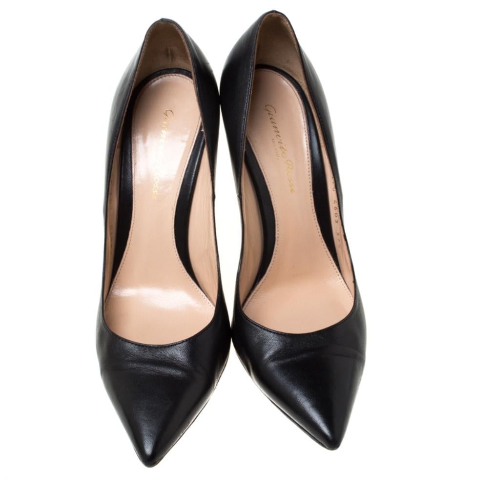Women's Gianvito Rossi Black Leather Pointed Toe Pumps Size 37.5