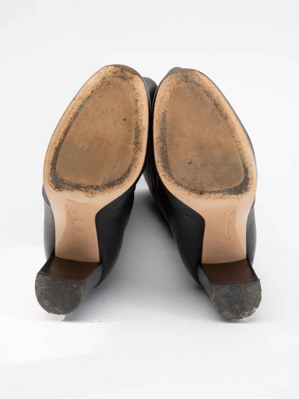 Gianvito Rossi Bottes à genoux en cuir noir à bout arrondi Taille IT 36 Bon état - En vente à London, GB