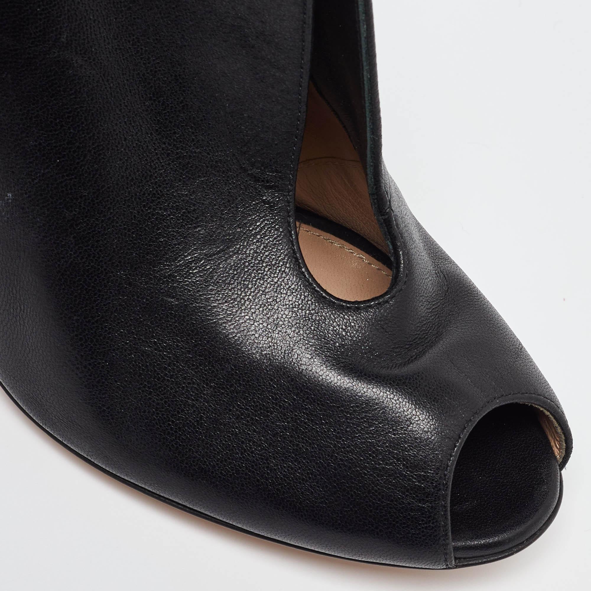 Gianvito Rossi Schwarz Leder Vamp Peep Toe Stiefeletten Größe 37.5 im Angebot 3