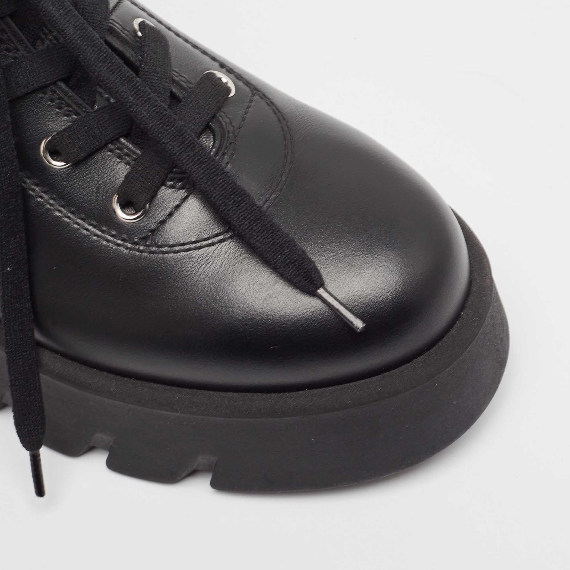 Gianvito Rossi Stivali Vancouver in pelle nera taglia 39 in vendita 2