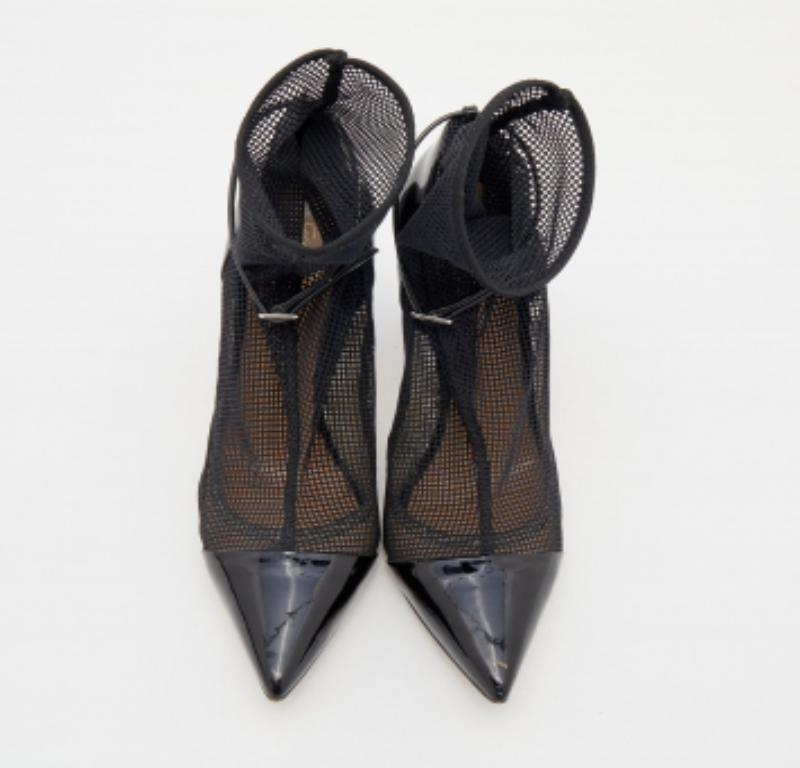 Gianvito Rossi Idol-Stiefeletten aus schwarzem Mesh und Lackleder Größe 36,5 (Schwarz) im Angebot