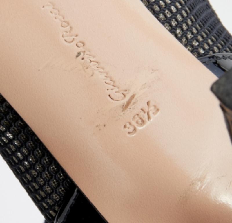 Gianvito Rossi Idol-Stiefeletten aus schwarzem Mesh und Lackleder Größe 36,5 im Angebot 3