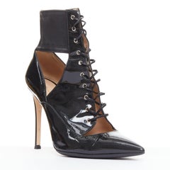 GIANVITO ROSSI bottines à talons en dentelle corsetée vernie noire EU37.5