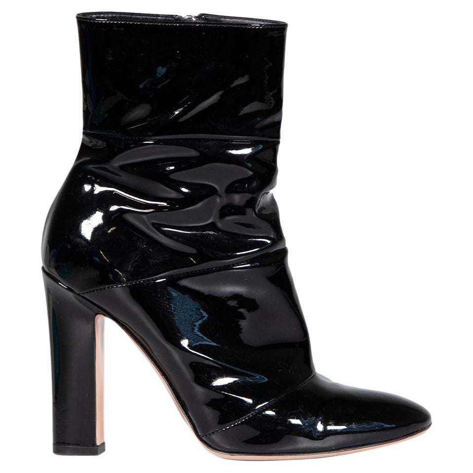 Gianvito Rossi Botines de tacón alto de charol negro Talla IT 38.5