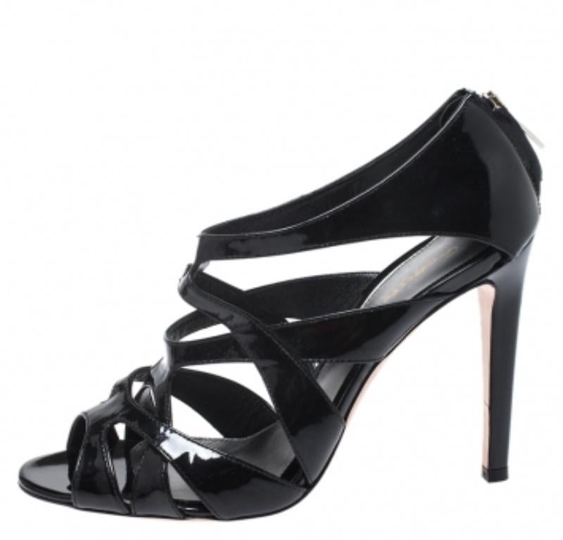 Gianvito Rossi Sandales à cage en cuir verni noir Taille 36 en vente 1