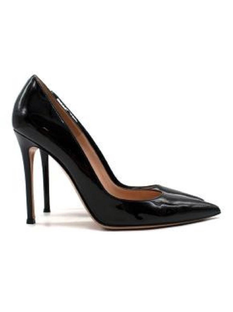 Gianvito Rossi Black Patent Leather Pointed Toe Pumps For Sale at 1stDibs