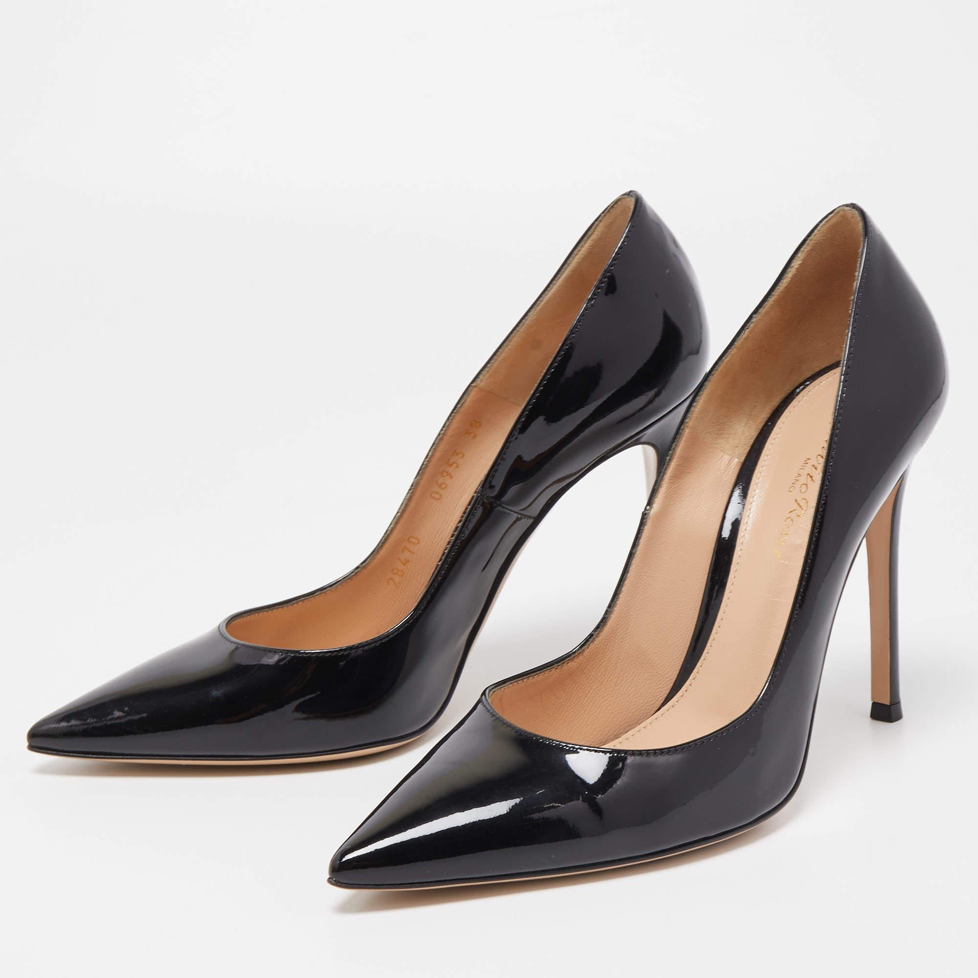 Women's Gianvito Rossi Black Patent Leather Pointed Toe Pumps Size 38