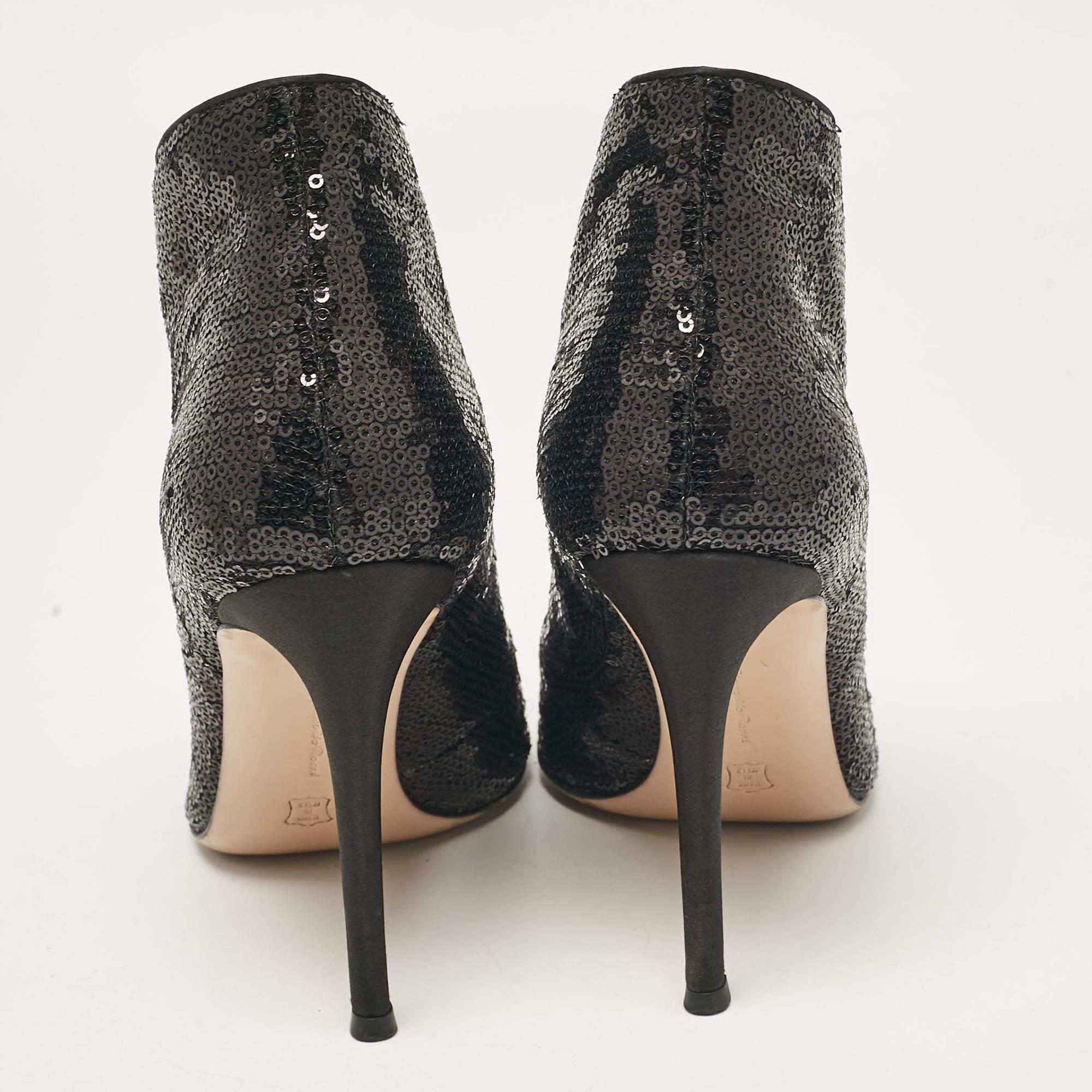 Gianvito Rossi - Bottines noires à sequins, taille 37 Pour femmes en vente