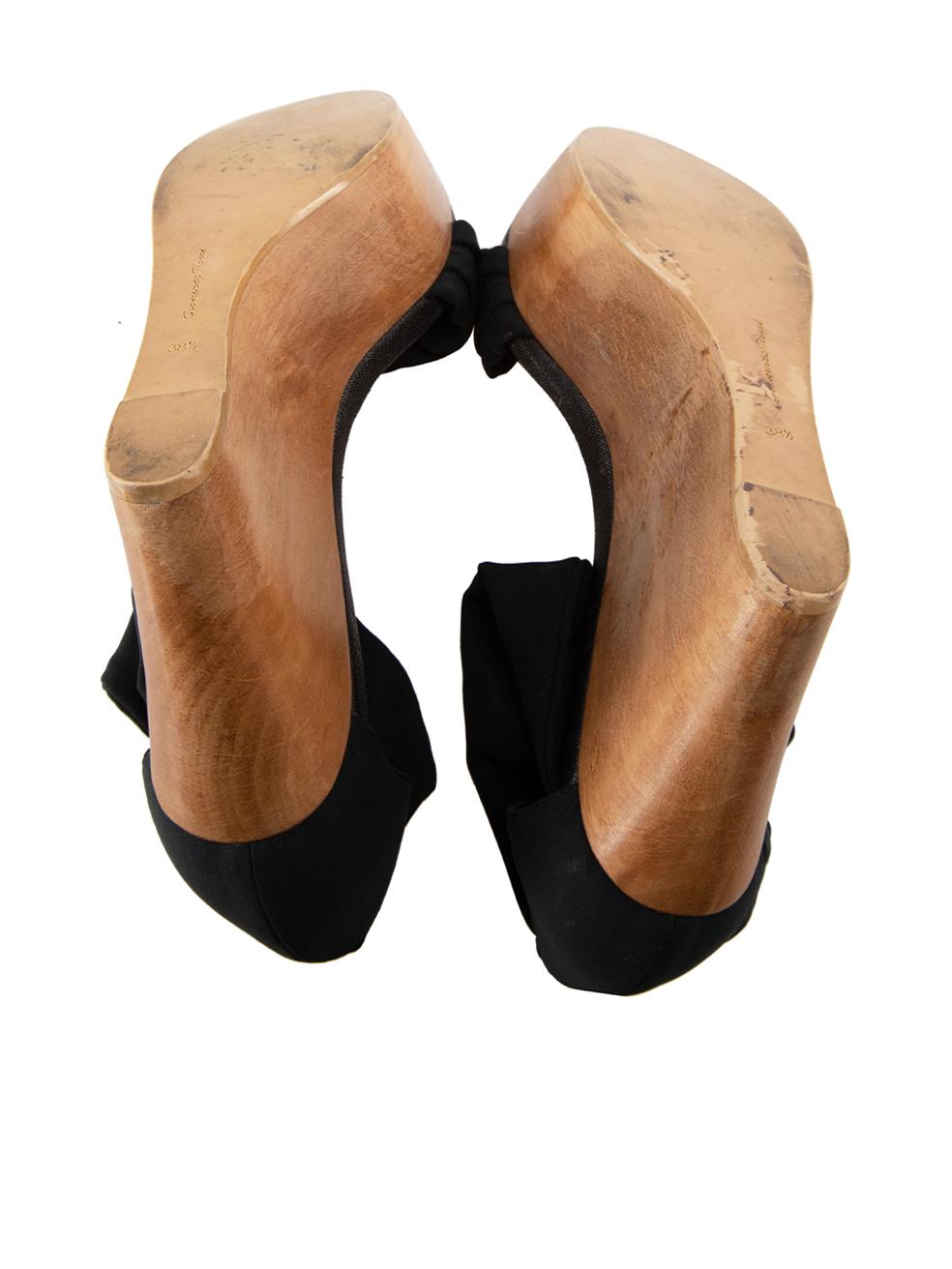 Women's Gianvito Rossi Black Strap Wooden Wedge Sandals Size IT 38.5