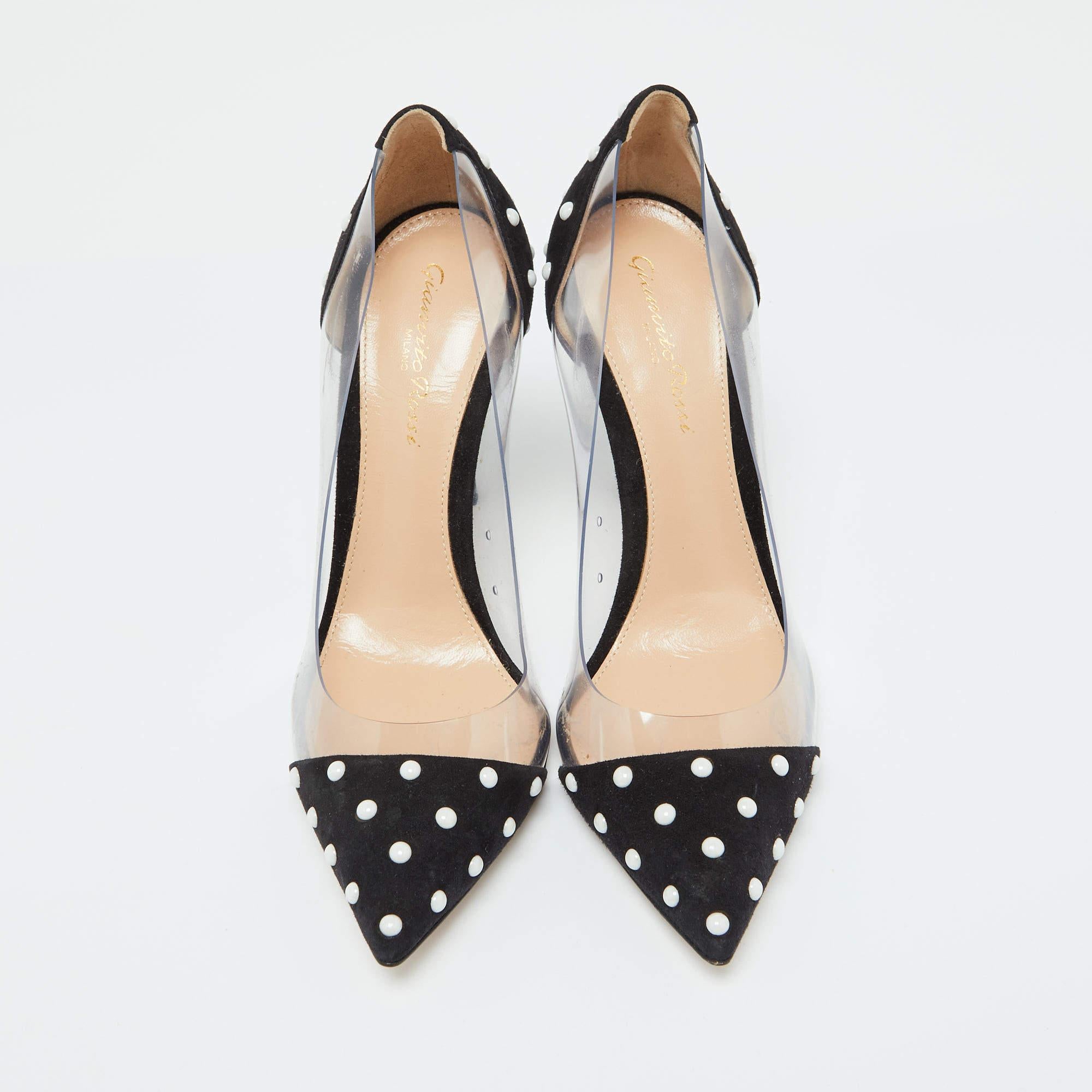 Gianvito Rossi Black Studded Suede and PVC Plexi Pumps Size 36 In Good Condition For Sale In Dubai, Al Qouz 2
