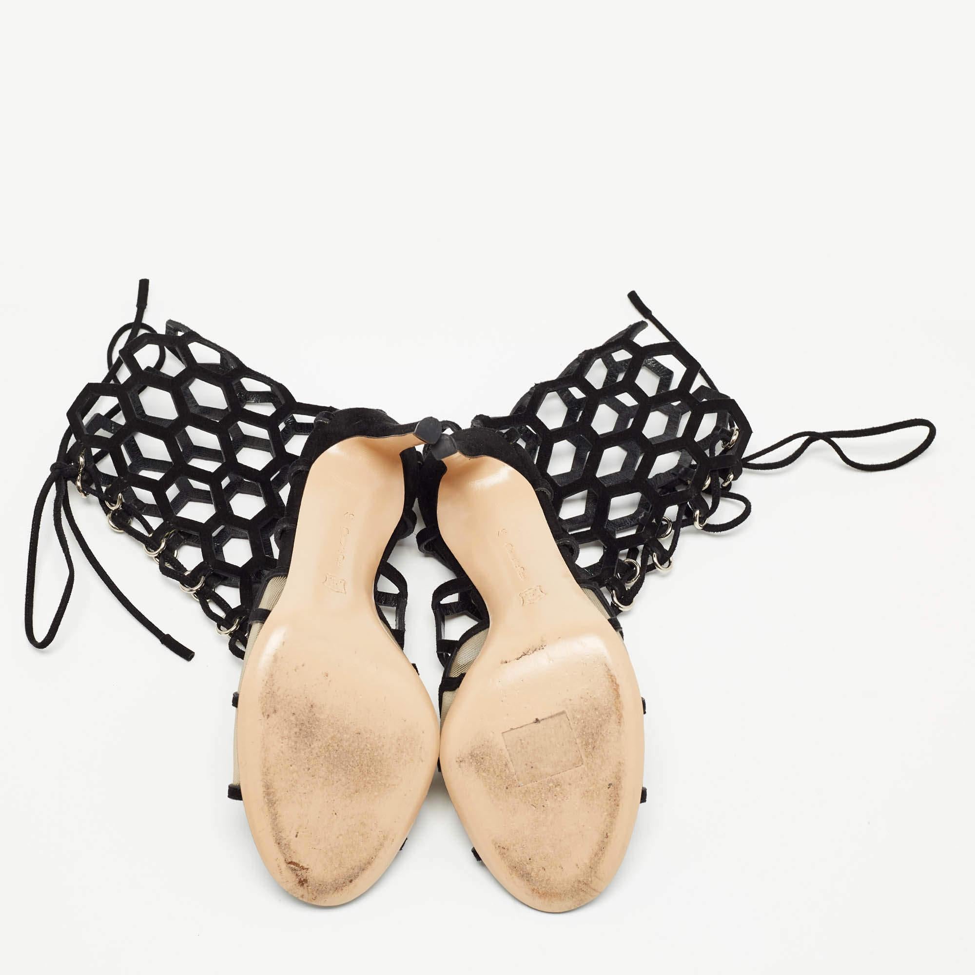 Gianvito Rossi Sandali Cut Out in camoscio e rete neri misura 37 in vendita 1