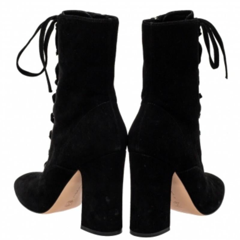 Gianvito Rossi Black Suede Ankle Boots Size 39 For Sale 4