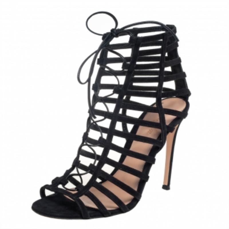 Gianvito Rossi Black Suede Caged Lace Up Sandals Size 39 In Good Condition For Sale In Dubai, Al Qouz 2