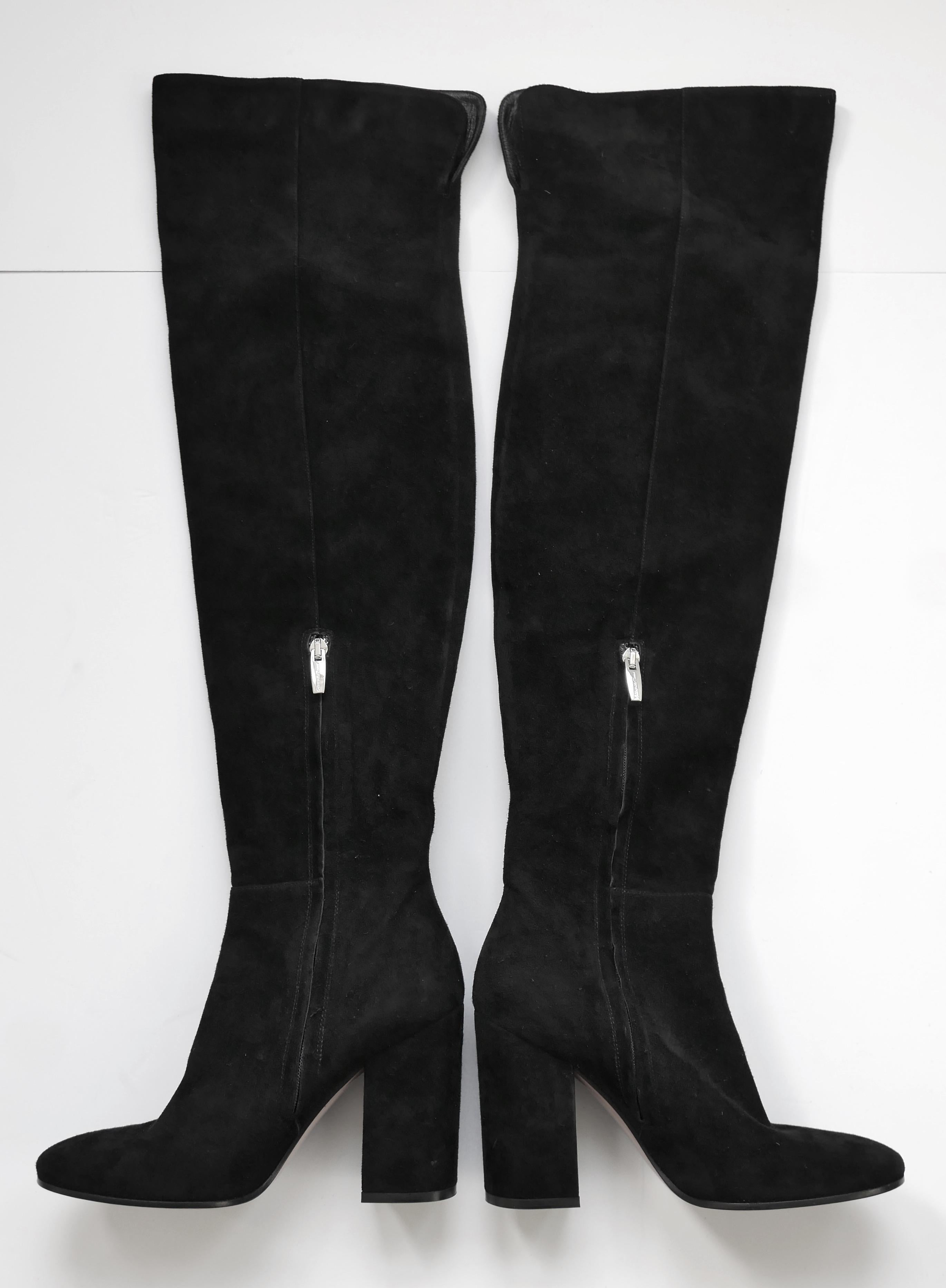 Gianvito Rossi Black Suede Over The Knee Boots In Excellent Condition For Sale In London, GB