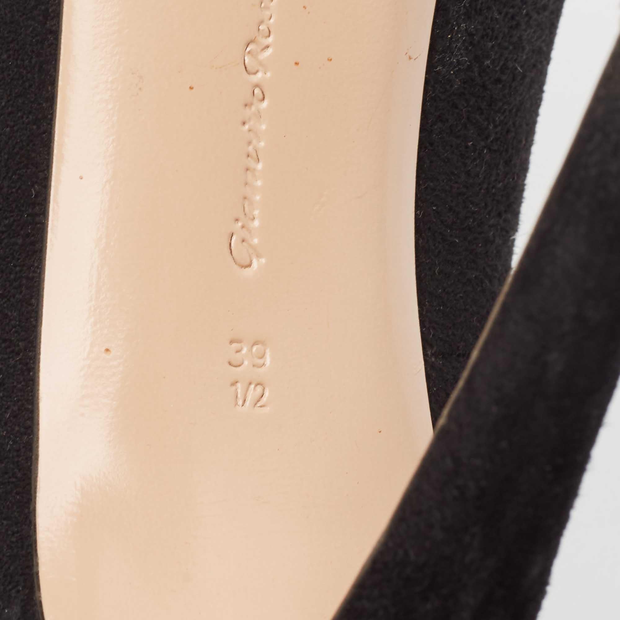 Gianvito Rossi Black Suede Roma Pumps Size 39.5 For Sale 4