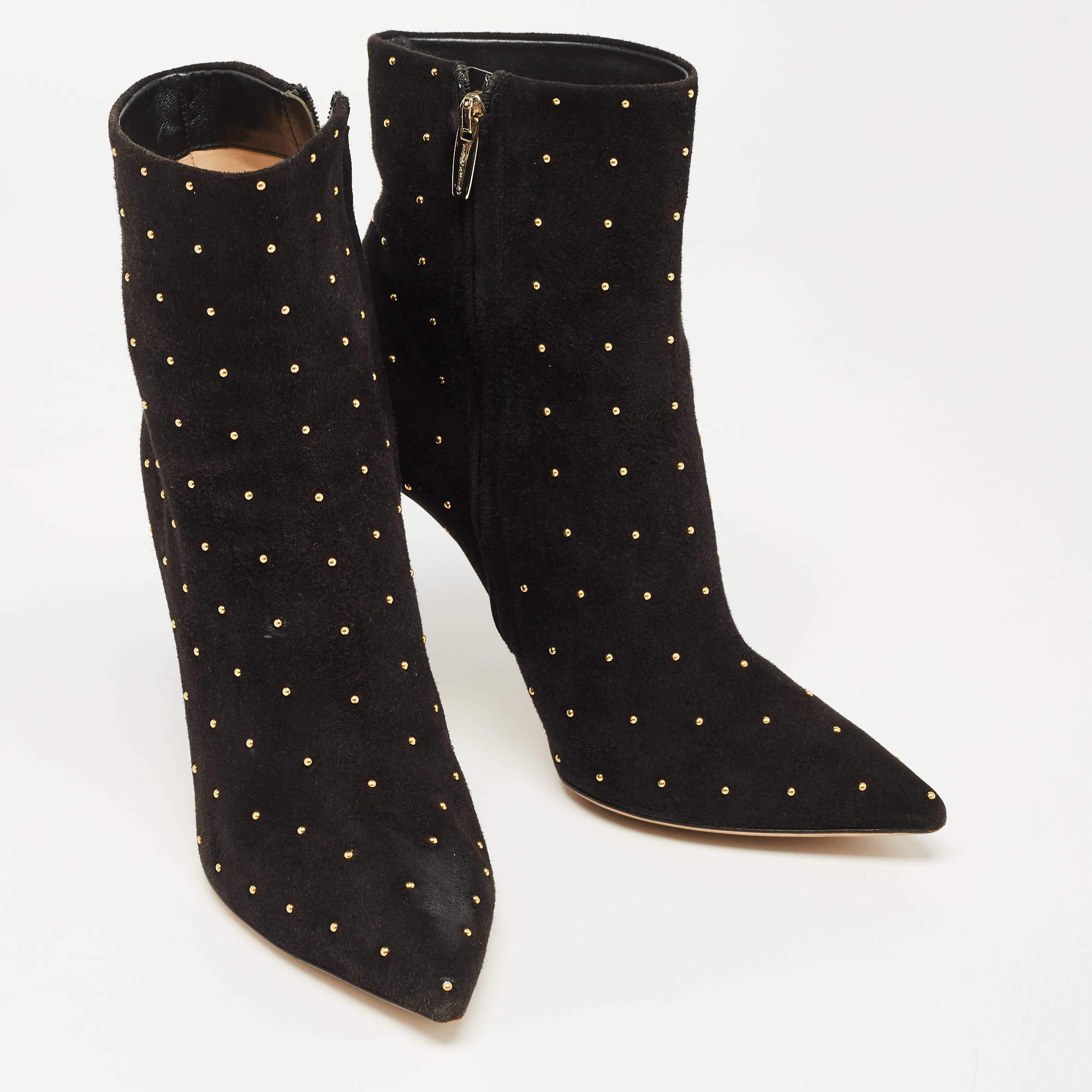 Noir Gianvito Rossi - Bottines cloutées en daim noir - Taille 41 en vente