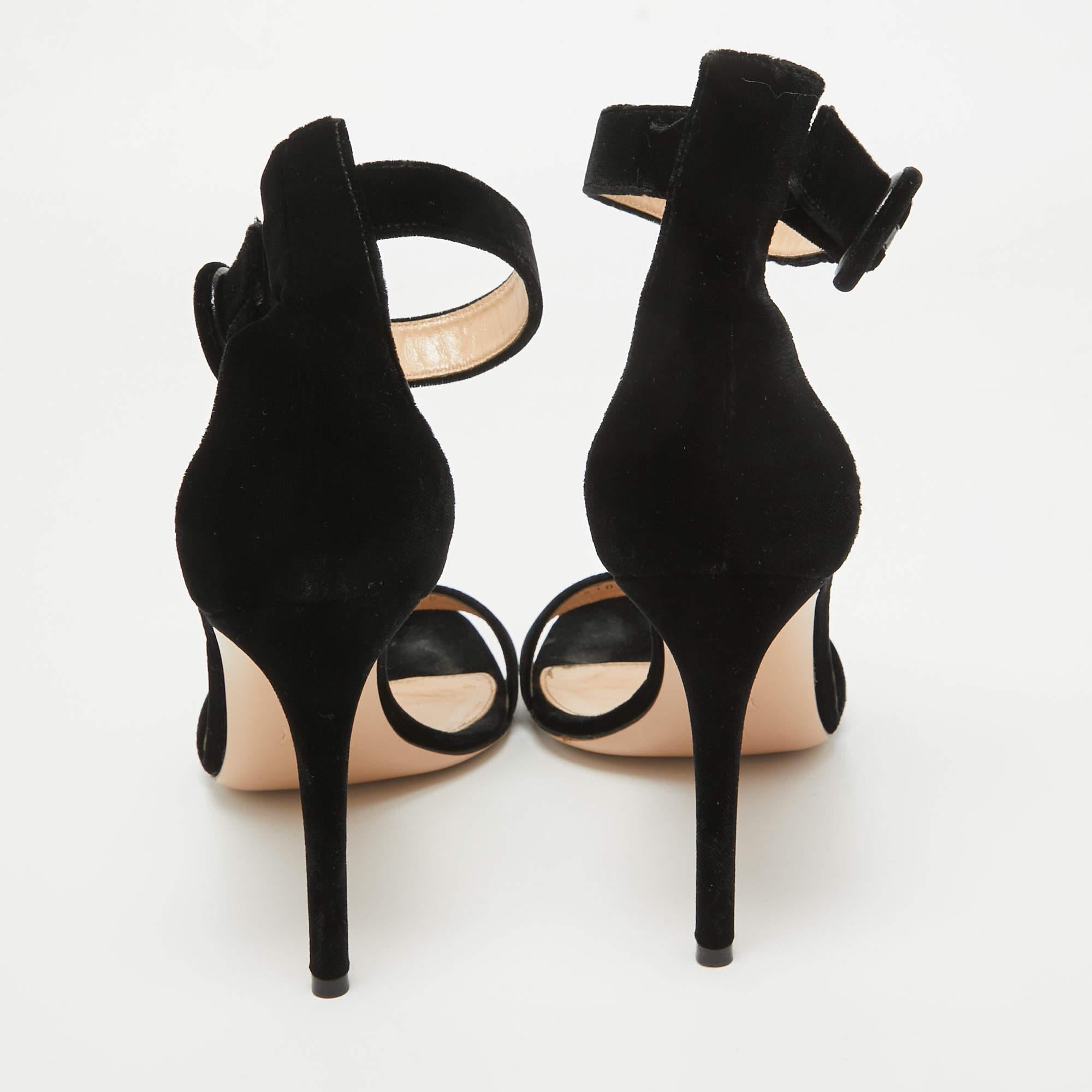 De las mujeres Gianvito Rossi Sandalias Portofino de terciopelo negro Talla 40 en venta