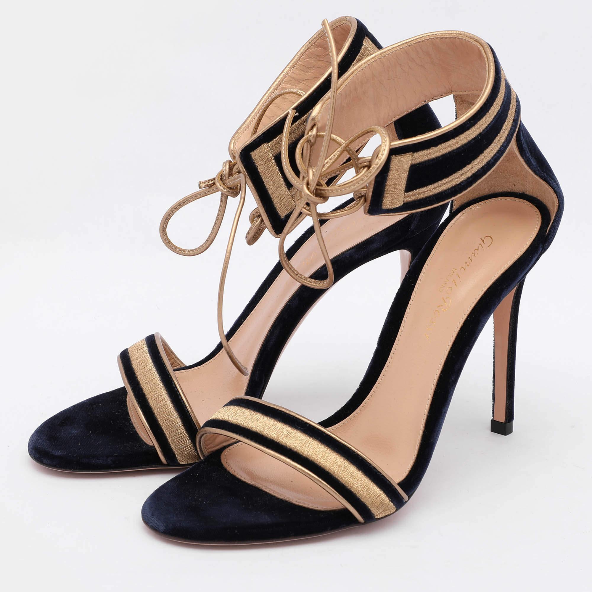 These sandals are chic and constructed with care for a great fit. Crafted from quality materials they are durable easy to style and fabulous with comfortable interiors artful designing and beautiful uppers.