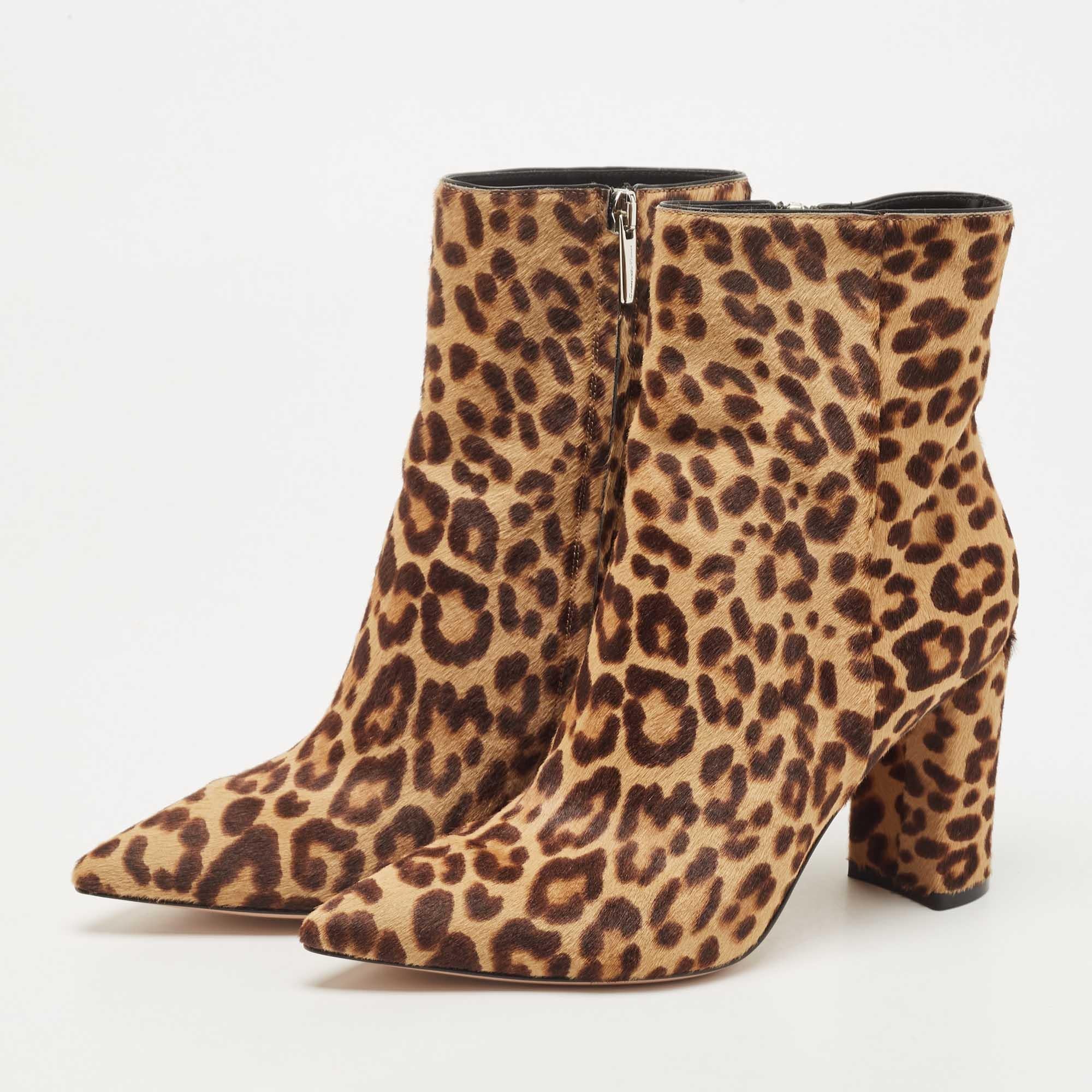Women's Gianvito Rossi Brown/Beige Leopard Prints Calf Hair Pointed Toe Ankle Booties Si