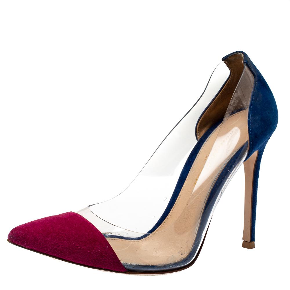Resplendent and elegant, these Plexi pumps from the Italian shoe label Gianvito Rossi are here to make you fall in love with them. They are designed with clear PVC panels and a sleek pointed toe to create the illusion of longer legs. Crafted from