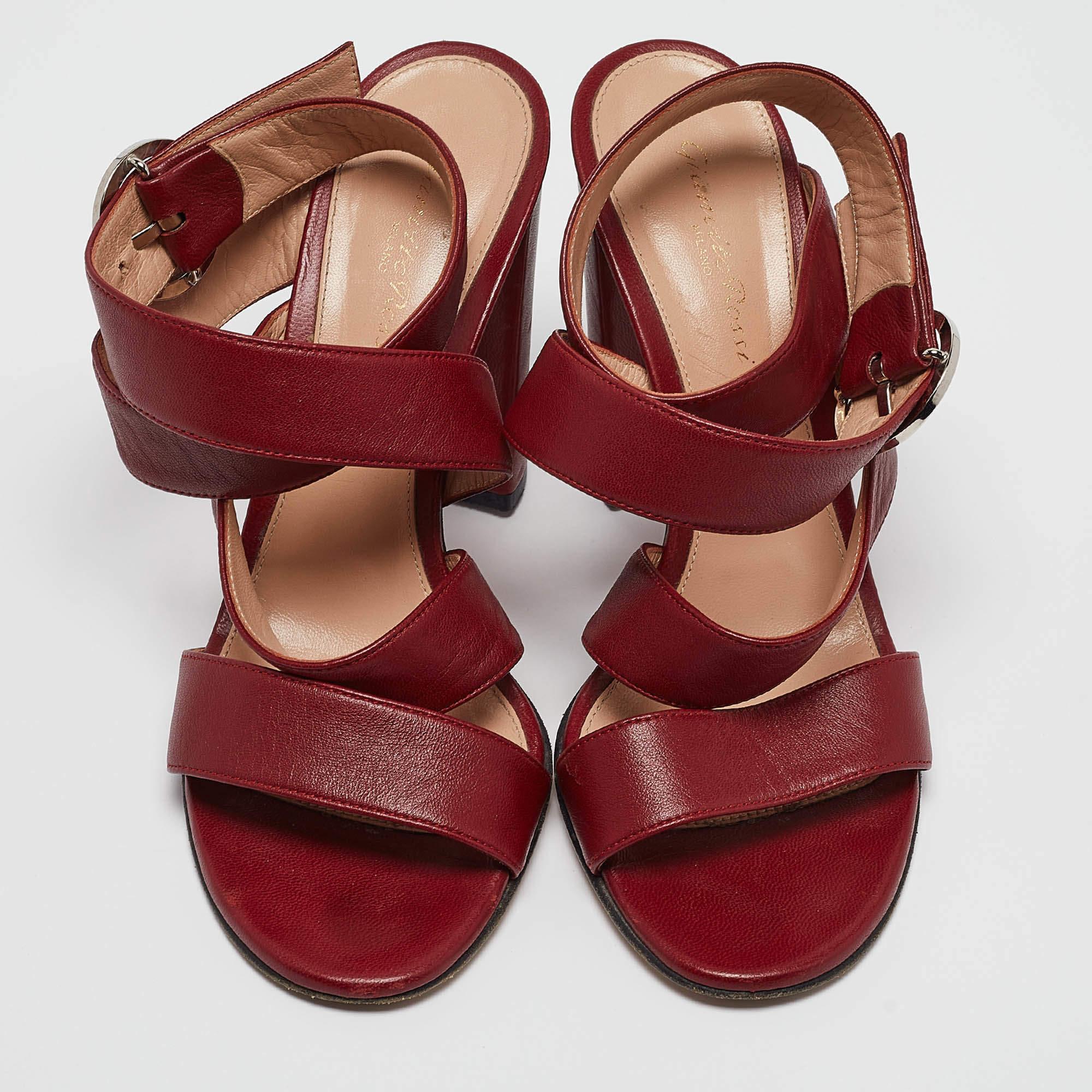 Brown Gianvito Rossi Burgundy Leather Ankle Wrap Sandals Size 39 For Sale