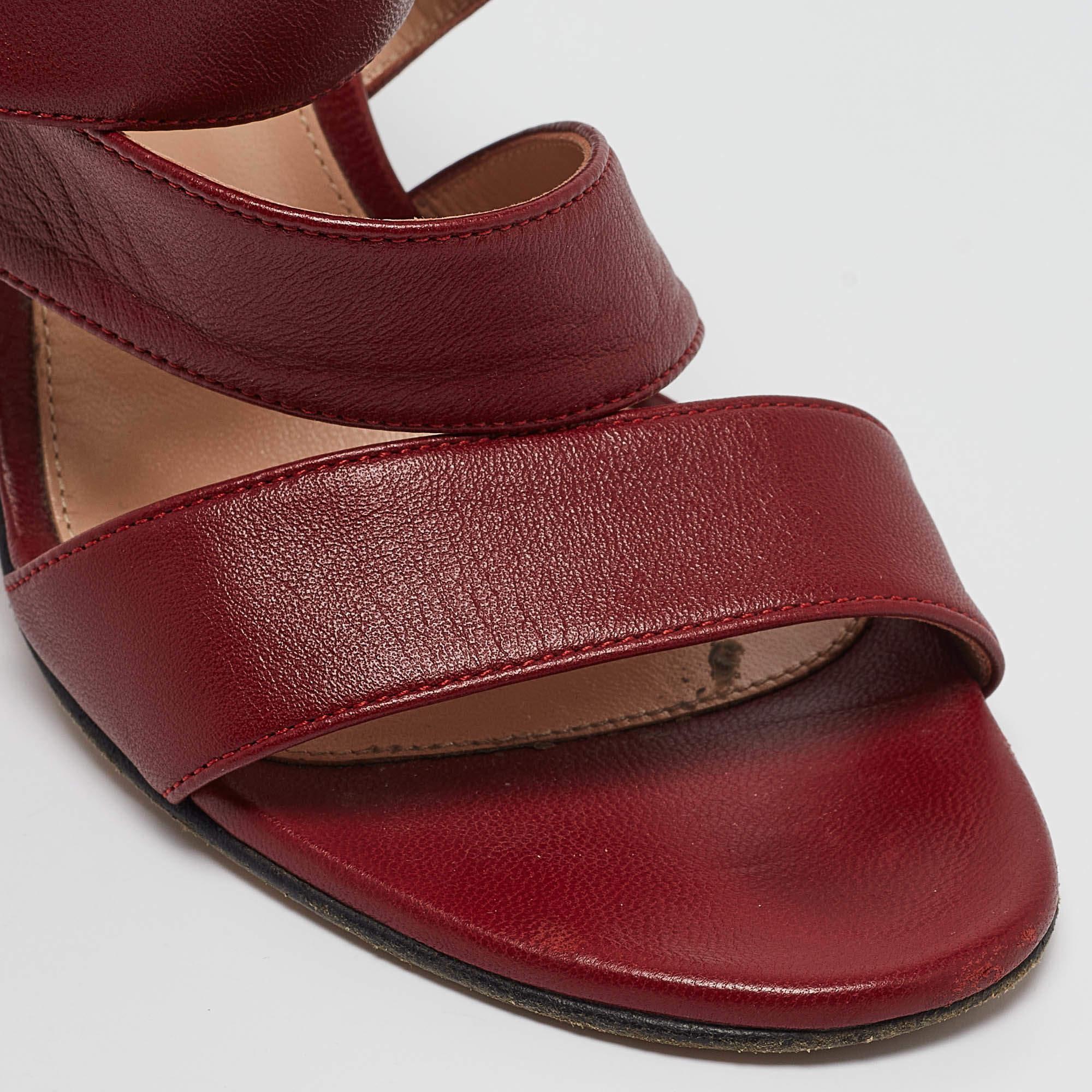 Gianvito Rossi Burgundy Leather Ankle Wrap Sandals Size 39 For Sale 2