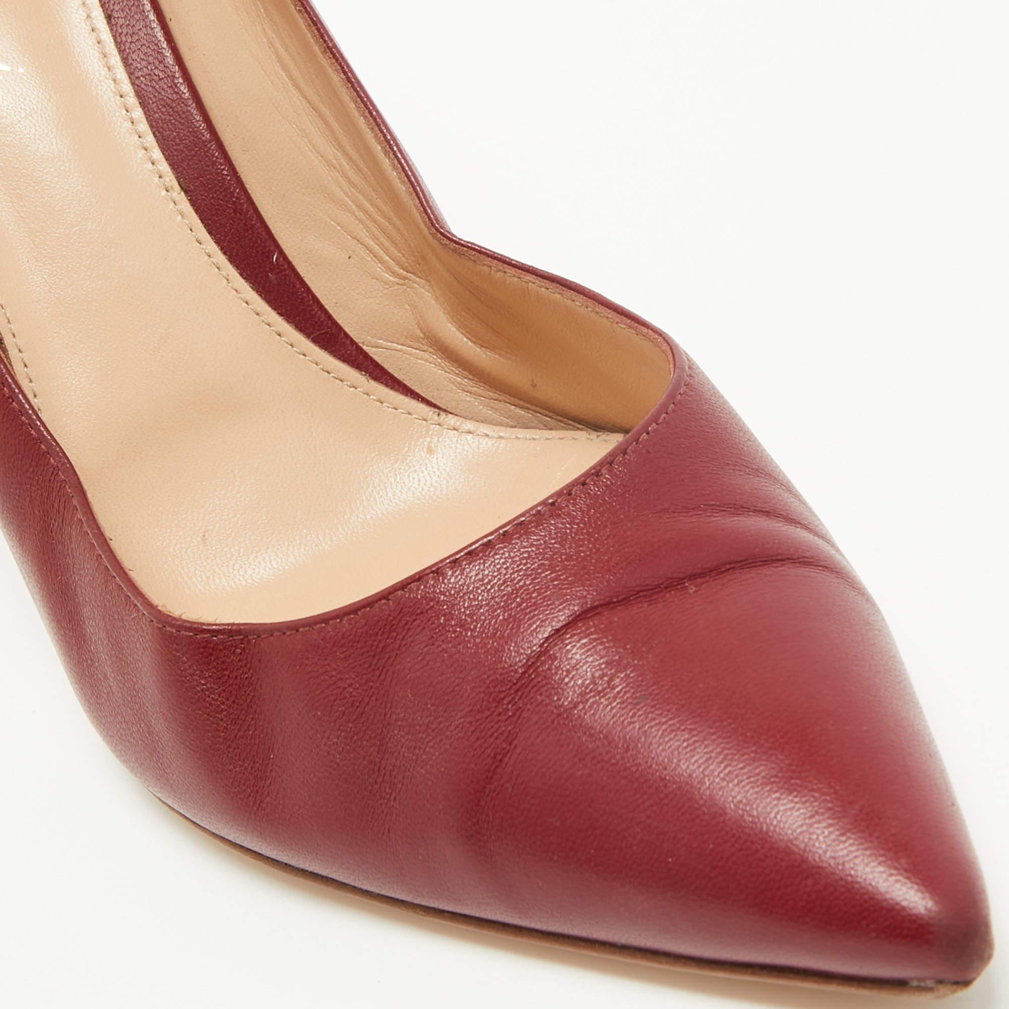 Gianvito Rossi escarpins à bout pointu en cuir bordeaux, taille 40 en vente 3